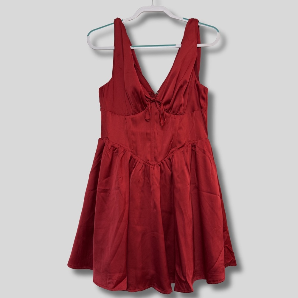 NWT Francesca's Collections Helena Red Satin Corset V-Neck Mini Dress - Picture 3 of 8